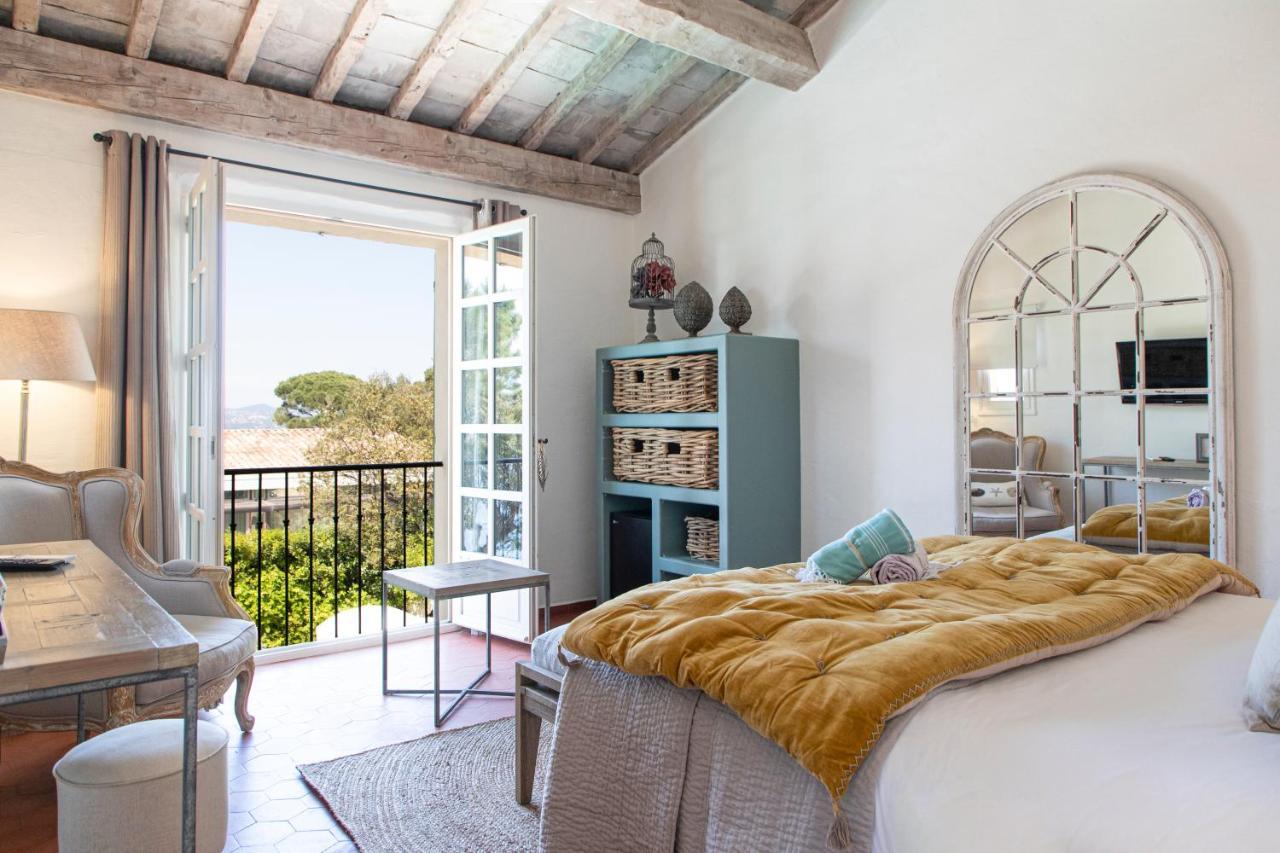 Deluxe Double Room with Pool View