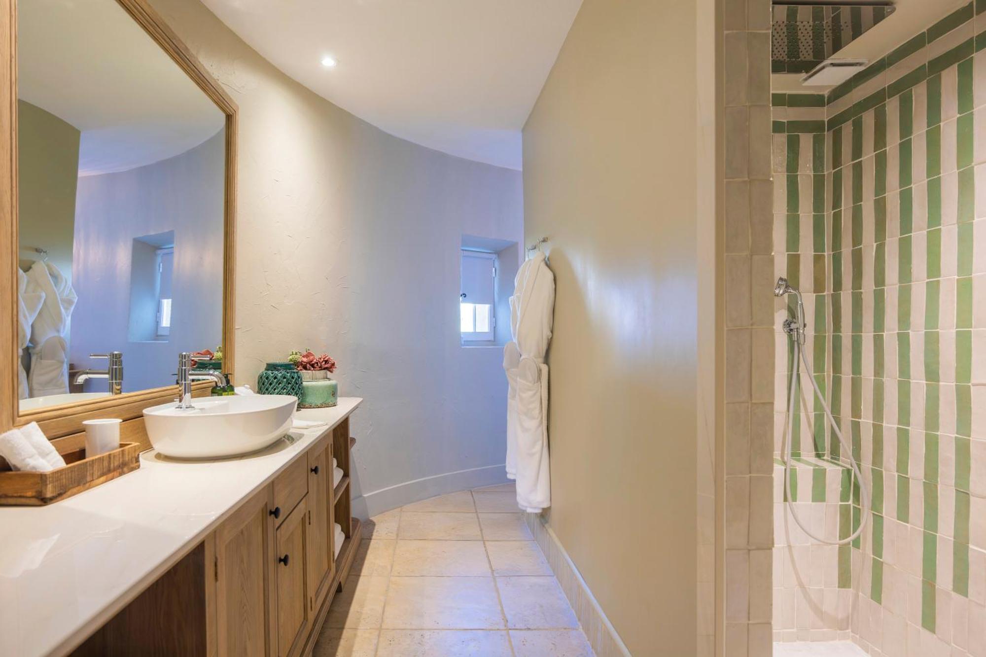 Deluxe Double Room with Garden View
